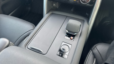 Land Rover Discovery 3.0 D300 Dynamic HSE 5dr Auto Diesel Station Wagon